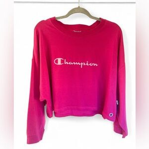 Champion magenta oversized crop long sleeve women’s size M NWT
